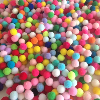  20 мм, 100 бр. / компл. различни цветове плюшени многоцветни бижута направи си САМ Пискюл Пискюл топка за коса топка за бродерия празнични мероприятия