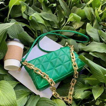  Зелени Меки кожени чанти за рамо за жени Дебела верига Стеганая чанта с капак Възглавница Чанта Хляб Дизайнер на Дамски чанта за подмишниците