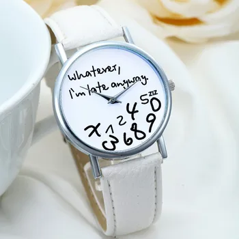  Нови Ретро Часовници Дамски Модни Женева нещо Изкуствена Кожа Аз закъснявам Забавни Ръчен Часовник Момиче Подарък Ръчен Часовник Кварцов часовник